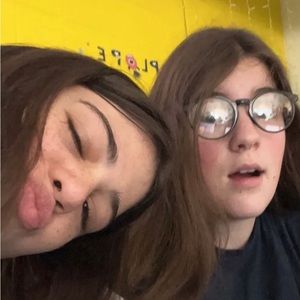 Meet your Posher, Marissa